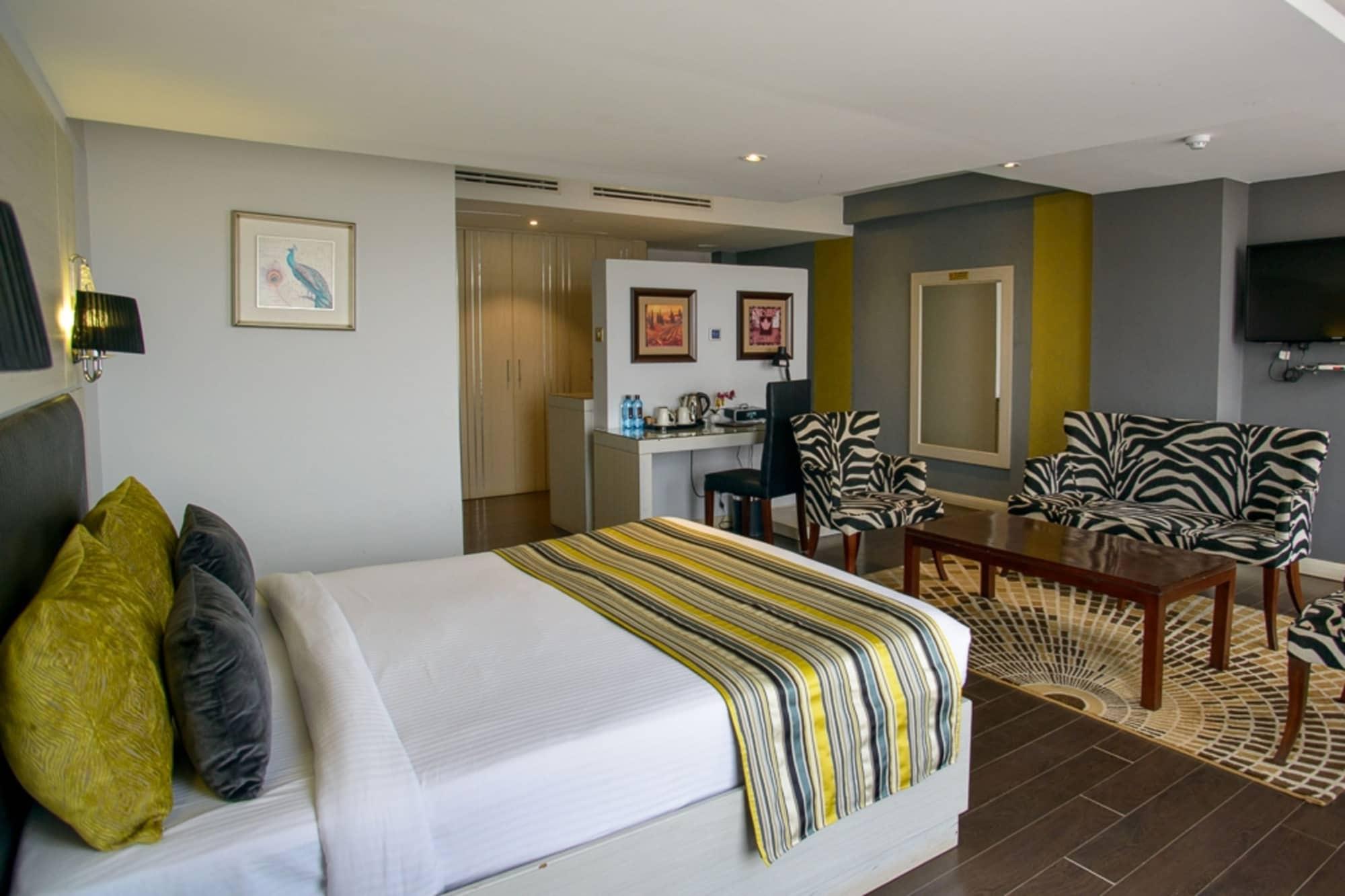 Cloud Hotel & Suites Найроби Экстерьер фото
